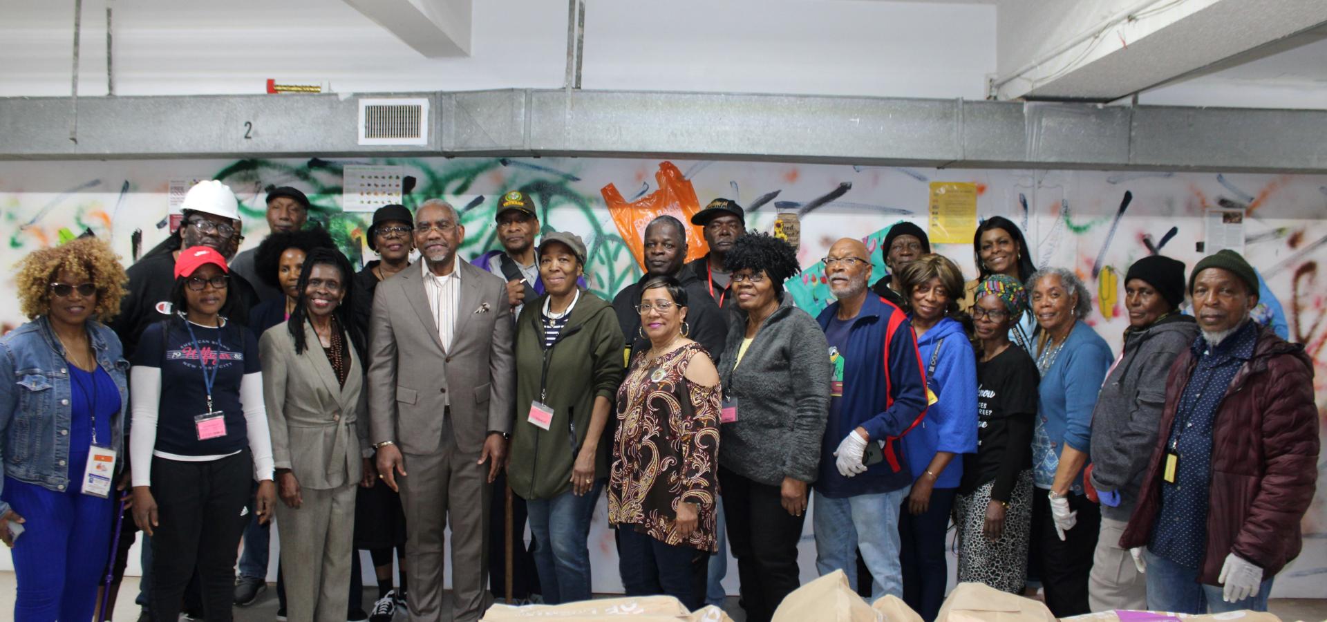 Rep. Meeks visits Veterans Pantry in NY-05
