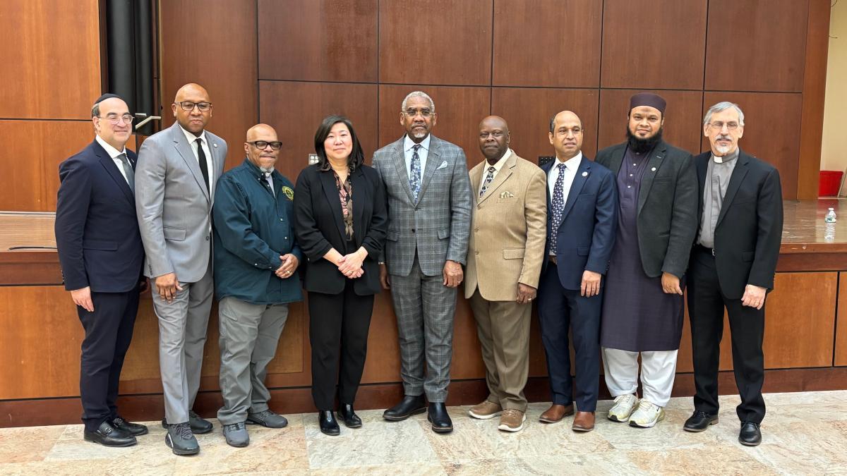 DHS Brutality Press Conference with Reps. Meeks and Meng alongside faith leaders/